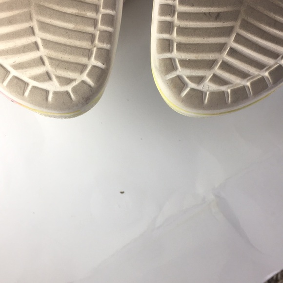 Tie-dye Crocs - Picture 9 of 9